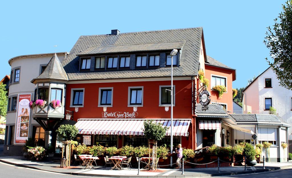 Hotel Zur Post Waldbreitbach Exteriör bild